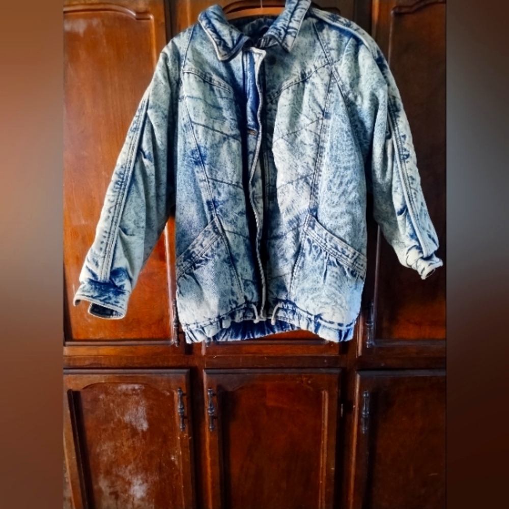 Vintage Acid‎ Wash Denim Jacket With Down Filling